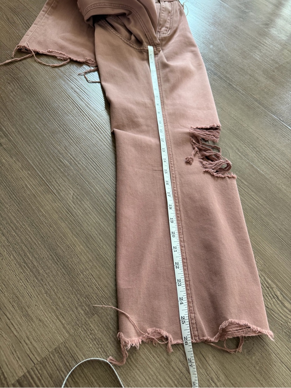 NWT Vervet Leslie 90s Vintage Flare Distressed Pink Wide Leg Jeans Size 26 - Picture 9 of 10